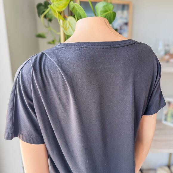 Athleta Essence Pleated Ruched Short Sleeve Relaxed Fit Black Tee-Women’s Medium - Picture 5 of 8